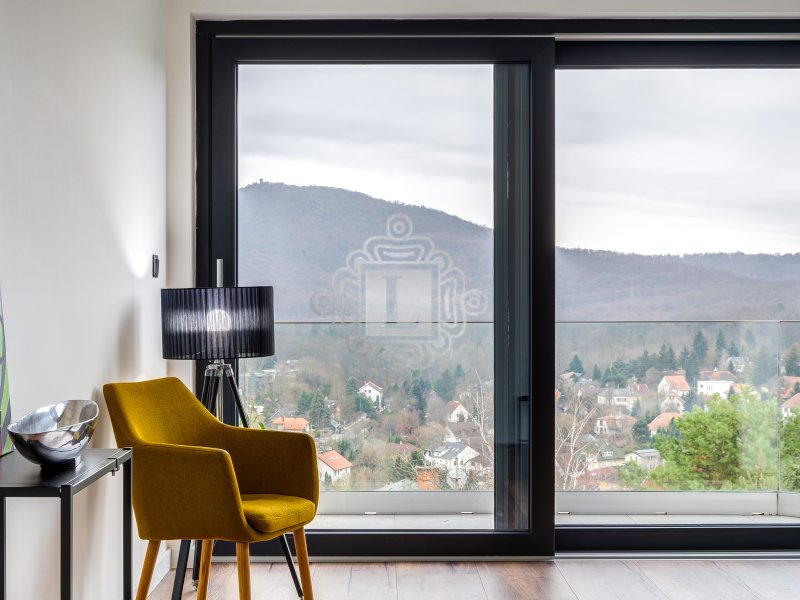 II.ker, Panorámás családiház