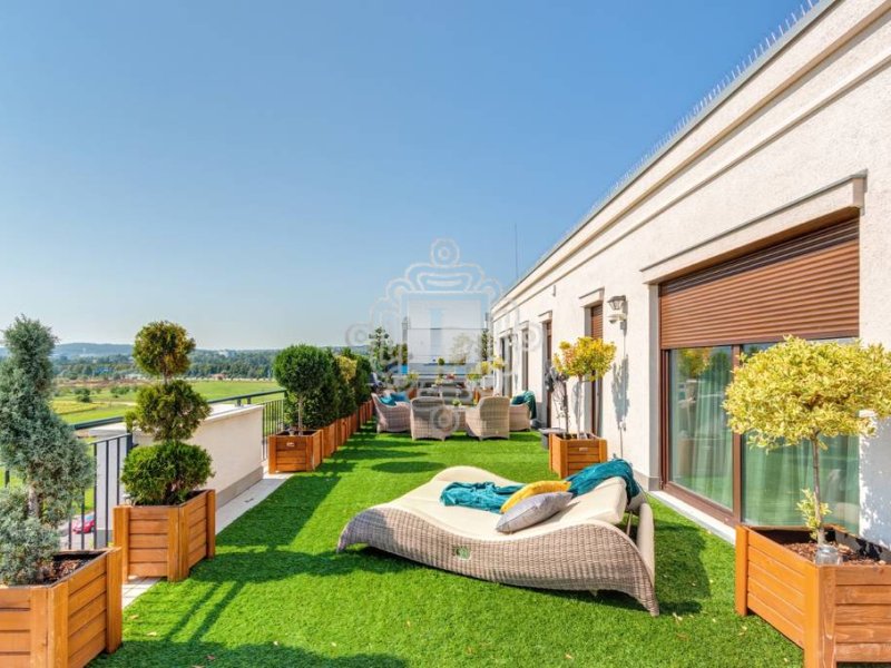 Biatorbágy -Tópark Penthouse