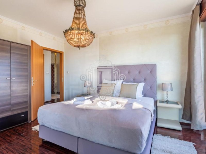 PENTHOUSE JELLEGŰ PANORÁMÁS LAKÁS A RÓMAI -KERTBEN